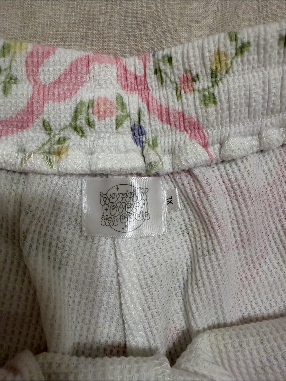 Happily Ever Threads Waffle Set - Picture 4 of 6